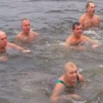 (Русский) В Крыму пройдет заплыв моржей «Весна в России»