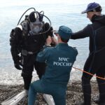 Спасатели проверяют морское дно у берегов Крыма