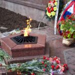 (Русский) В Севастополе почтили память военных журналистов