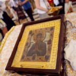 (Русский) В Севастополь привезли чудотворную икону
