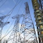 Украина переведет поставщиков электроэнергии в Крым на систему предоплаты