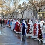(Русский) В Ялту на Новый год приедут 700 Дедов Морозов