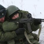 Солдаты-контрактники пройдут в Крыму месячный курс выживания