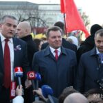 (Русский) Аксенов создал комиссию «оперативного реагирования» на преследование чиновников